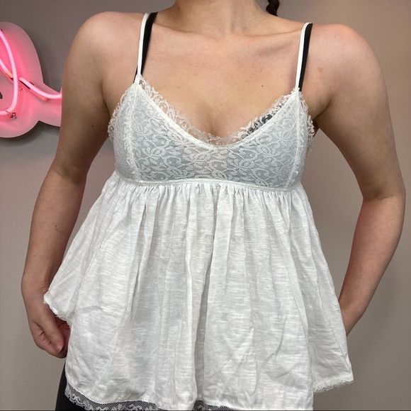 Babydoll Lace Tank Top - Picture 2 of 4